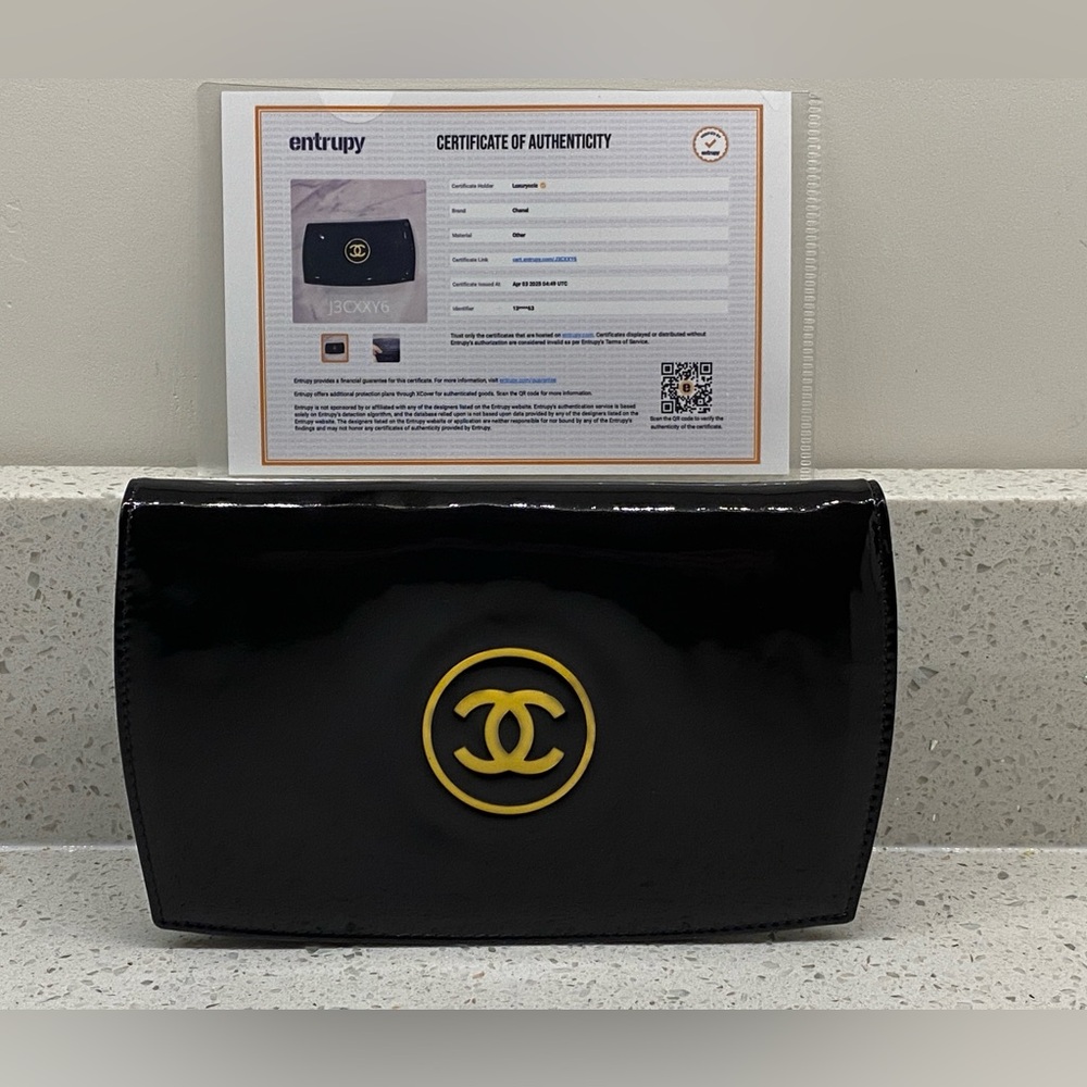 Authentic Chanel Patent Leather Wallet Classic Style Women Black EUC
